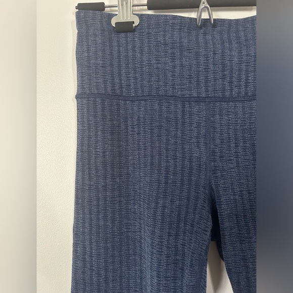 Athleta Elation Textured Straight Leg Pant Size Medium - Picture 4 of 9